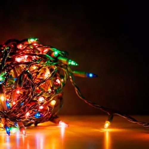 Le luci degli alberi di Natale possono rallentare il WiFi?