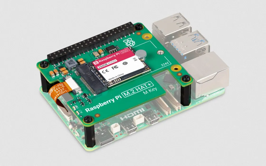 Come usare l'unità SSD ufficiale per Raspberry Pi 5 alla massima velocità