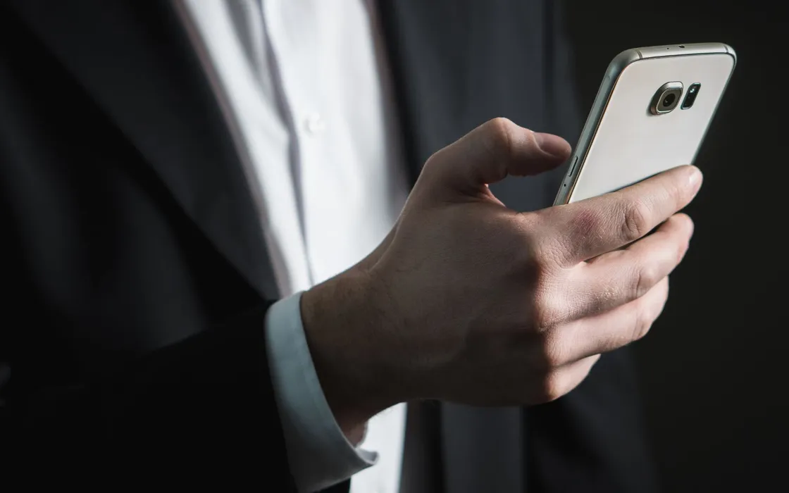 WhatsApp: ora le immagini ricevute potranno essere ricercate sul web