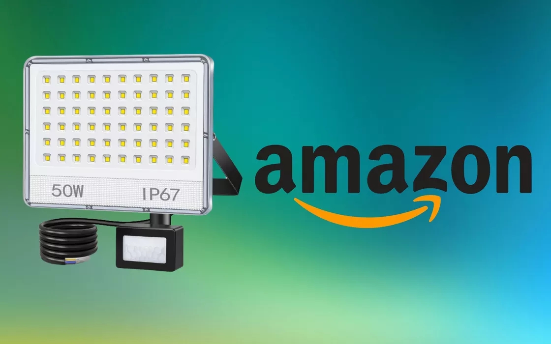 Faretto LED con sensore di movimento a 23 euro su Amazon