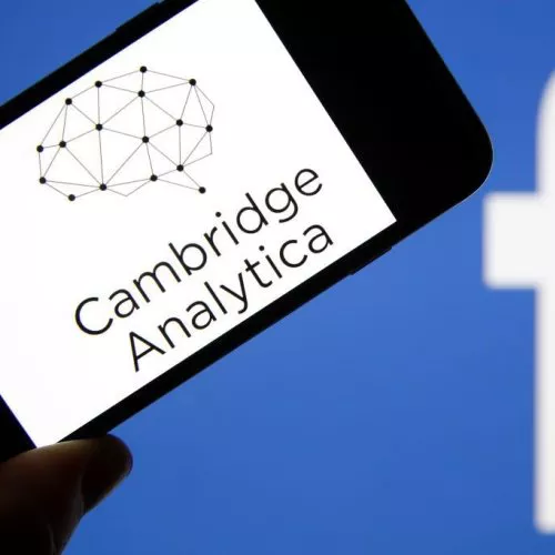 Scandalo Cambridge Analytica: il mea culpa di Mark Zuckerberg