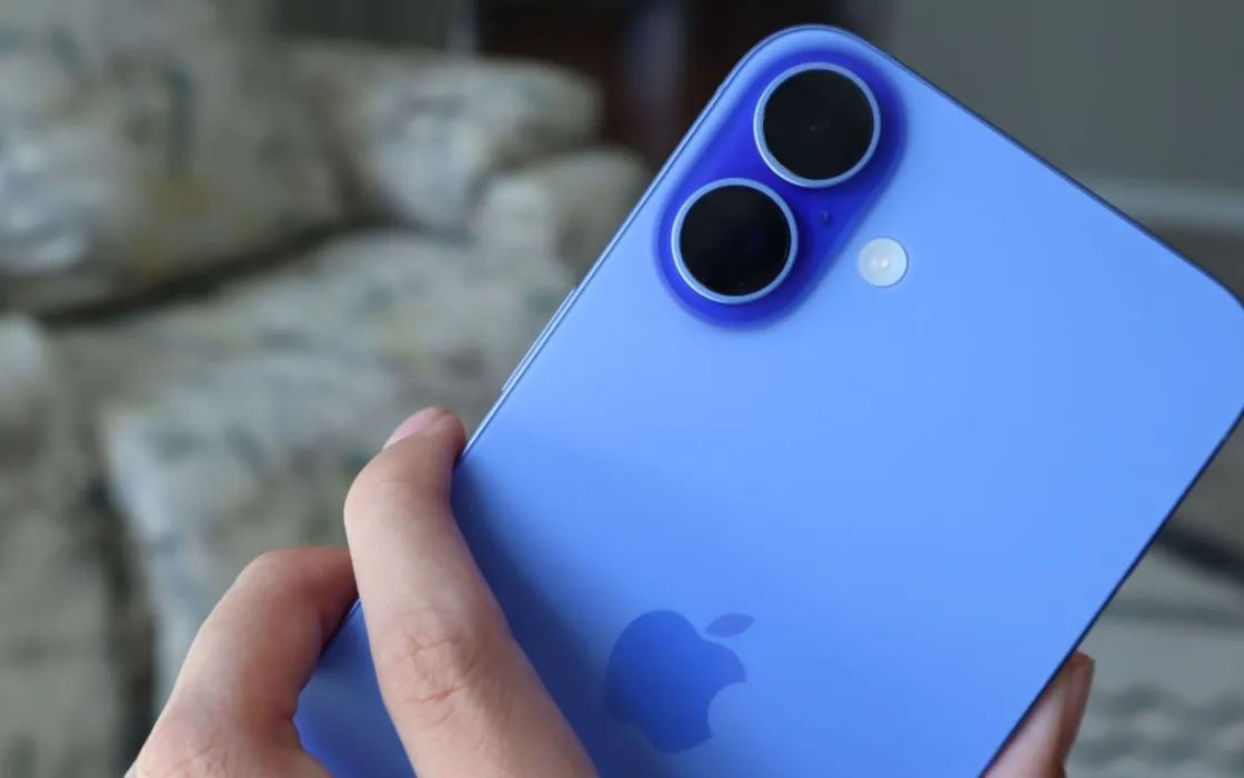iPhone 17: Apple aggiornerà il display anche sui modelli standard ma niente ProMotion