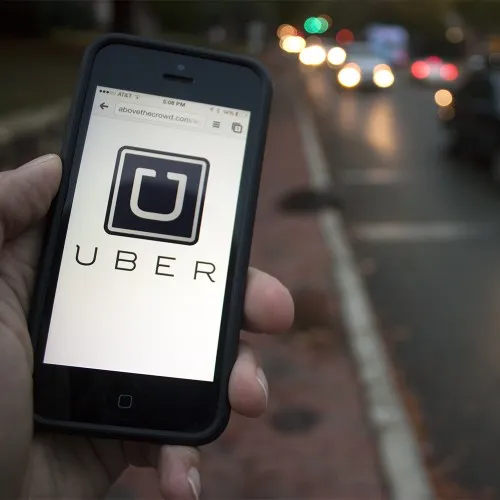 Uber è un servizio taxi: così hanno deciso i giudici europei