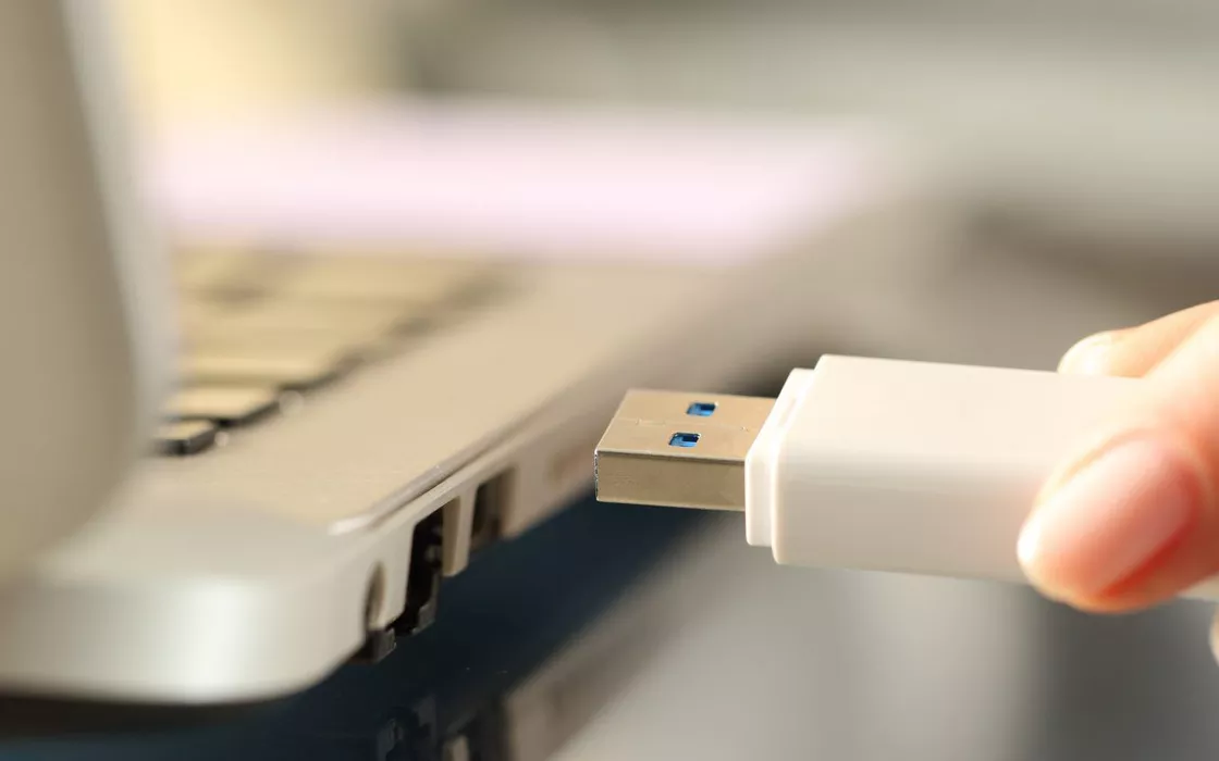 Attenzione alle chiavette USB e schede SD di scarsa qualità: potreste averne una tra le mani