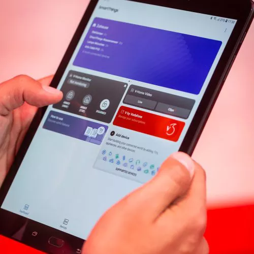 Vodafone punta sull'Internet delle Cose e presenta una soluzione integrata realizzata con Samsung