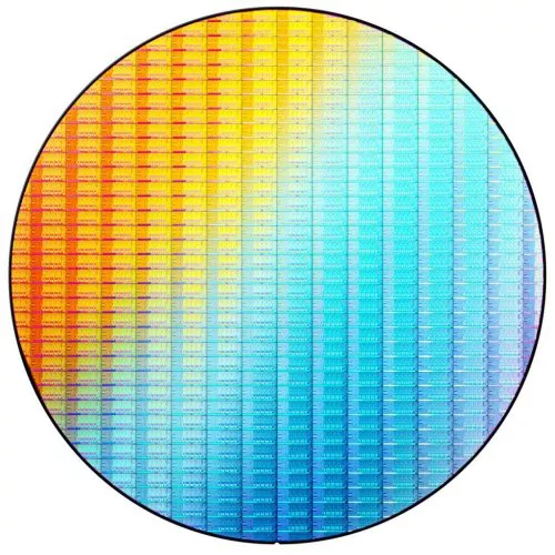 Samsung miniaturizza ancora i suoi chip: nuovi processi 11 nm LPP e 7 nm LPP EUV