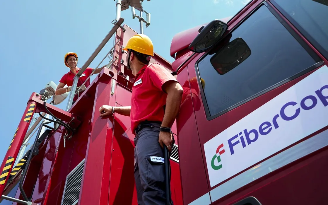 FiberCop e la fibra ottica: risultati 2025, copertura nazionale e switch-off rete in rame