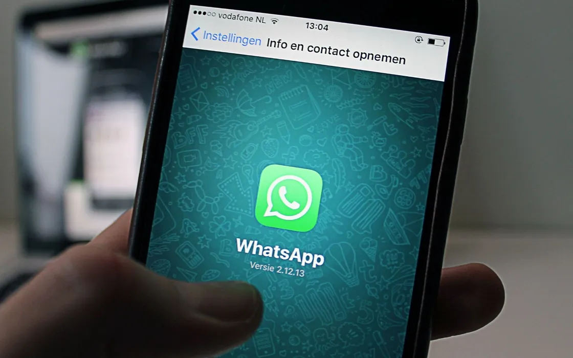 WhatsApp: ora l'AI di Meta è più semplice e rapida da usare