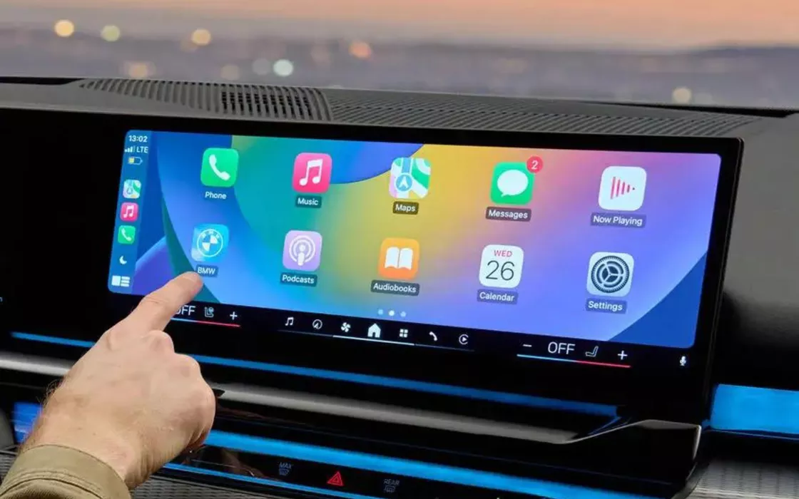 Apple pronta ad annunciare la nuova generazione di CarPlay nel 2023