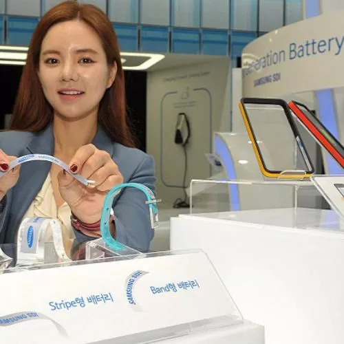 Samsung, batterie pieghevoli per i device indossabili