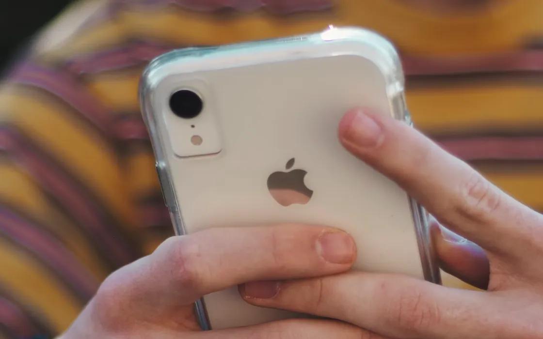 iPhone è lo smartphone più popolare tra i teenager: in crescita anche Apple Watch