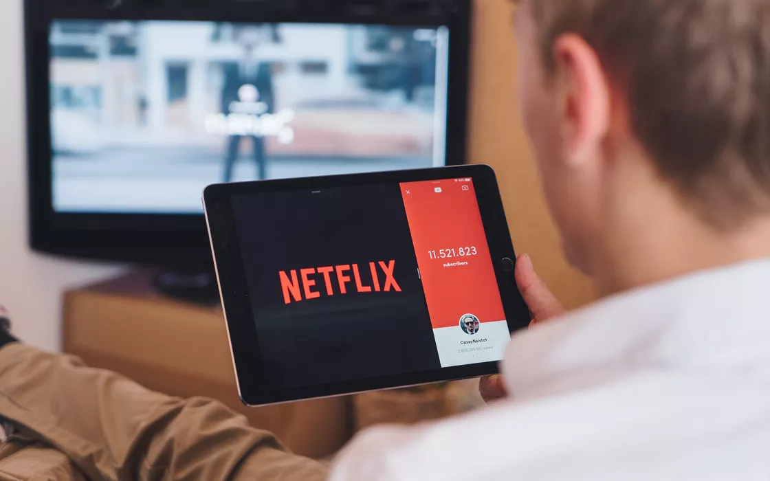 Sky con Netflix incluso: con l'offerta di Natale bastano 14,90 euro al mese