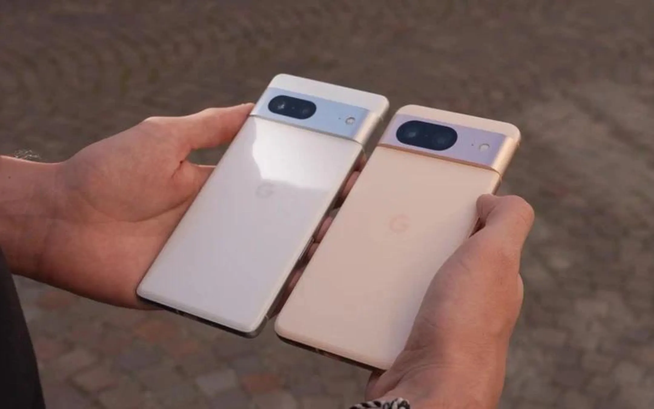 Pixel 8 sopravvive a 4 giorni in una vasca idromassaggio a 45°C