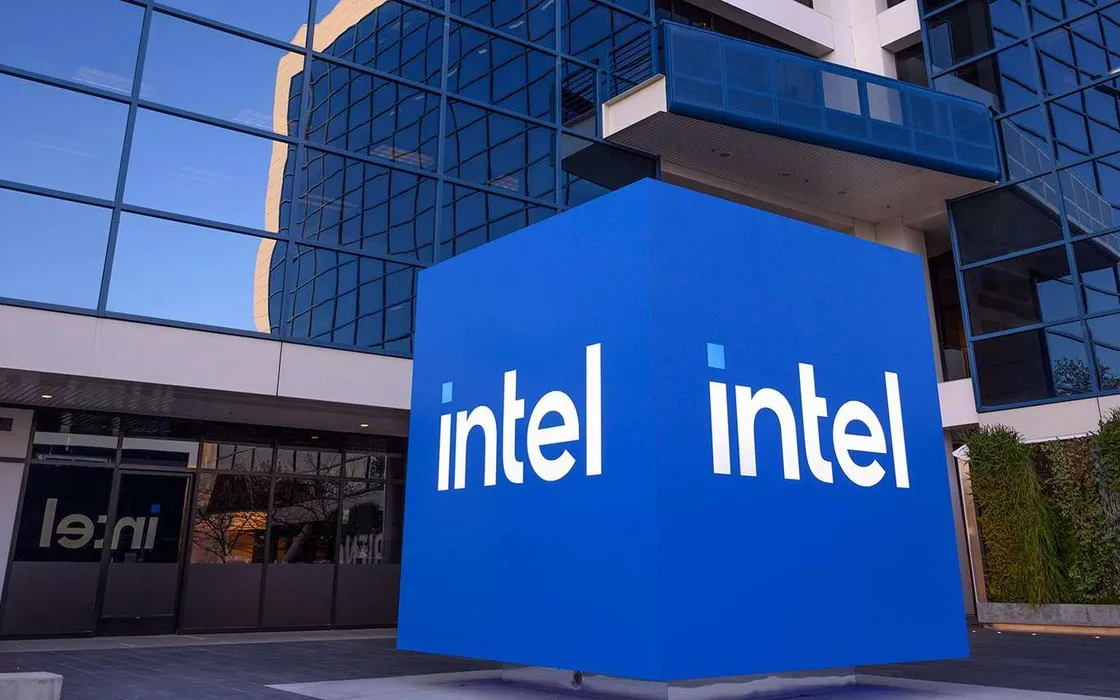 Intel è in vendita? Ecco chi potrebbe acquisire la società