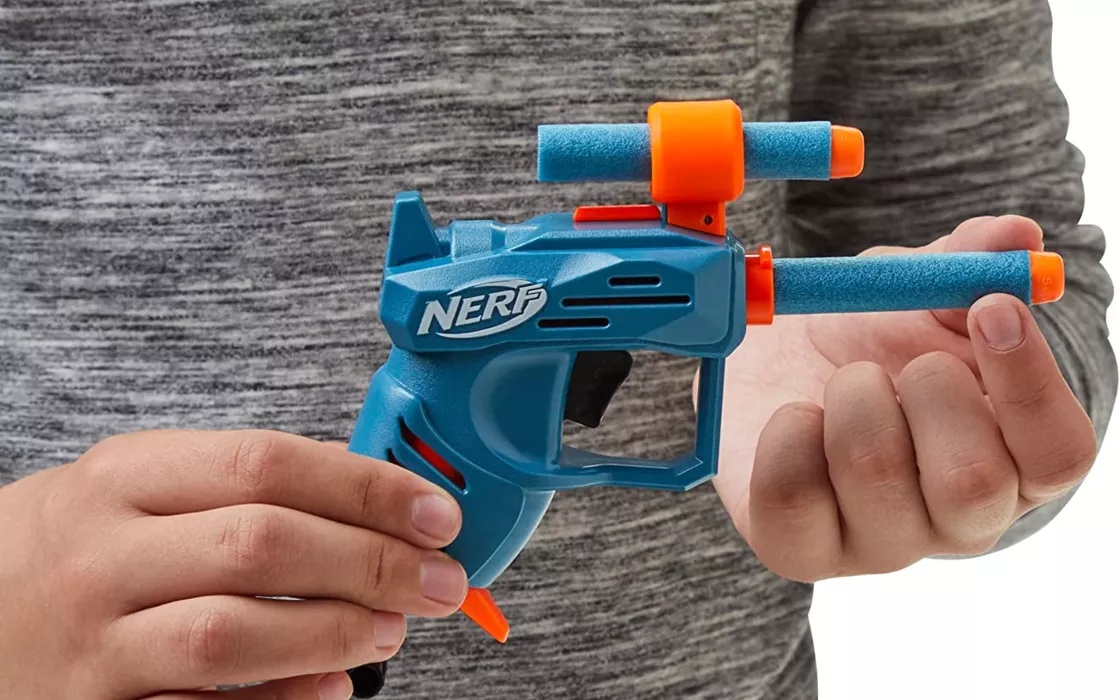 Nerf Elite 2.0 con blaster Ace SD-1 e 2 dardi originali a meno di 4 euro su Amazon