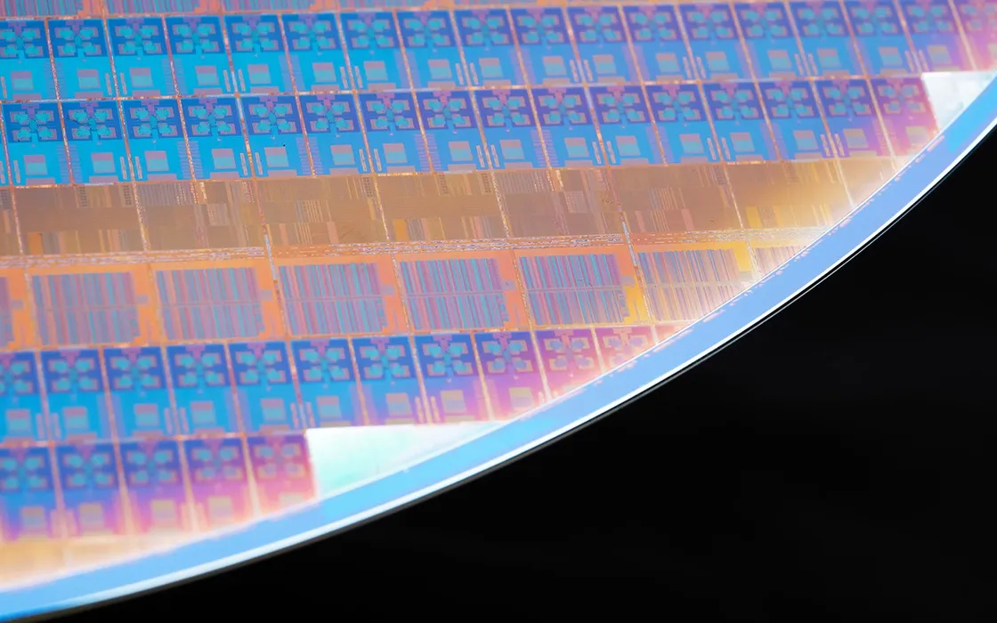 Confronto tra Intel 18A e TSMC 2N: l'asso nella manica di Intel