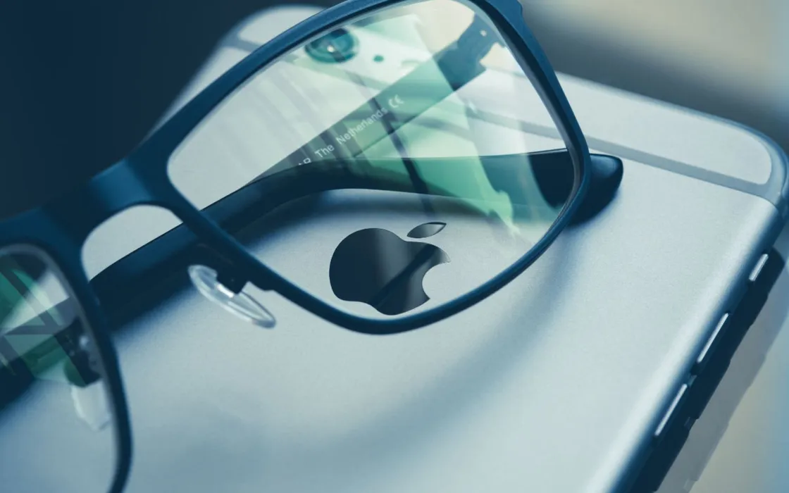 Apple: occhiali smart e dispositivi indossabili per il futuro, ecco le novità