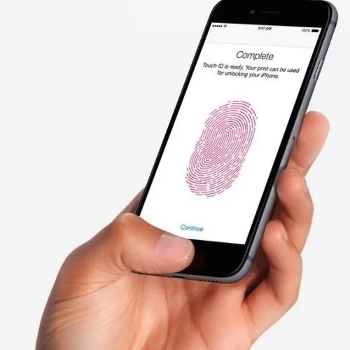 iOS 11 permetterà di disattivare Touch ID temporaneamente