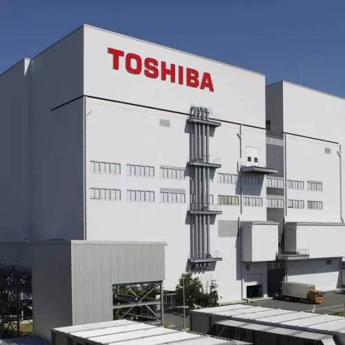 La produzione dei chip NAND Toshiba resterà giapponese