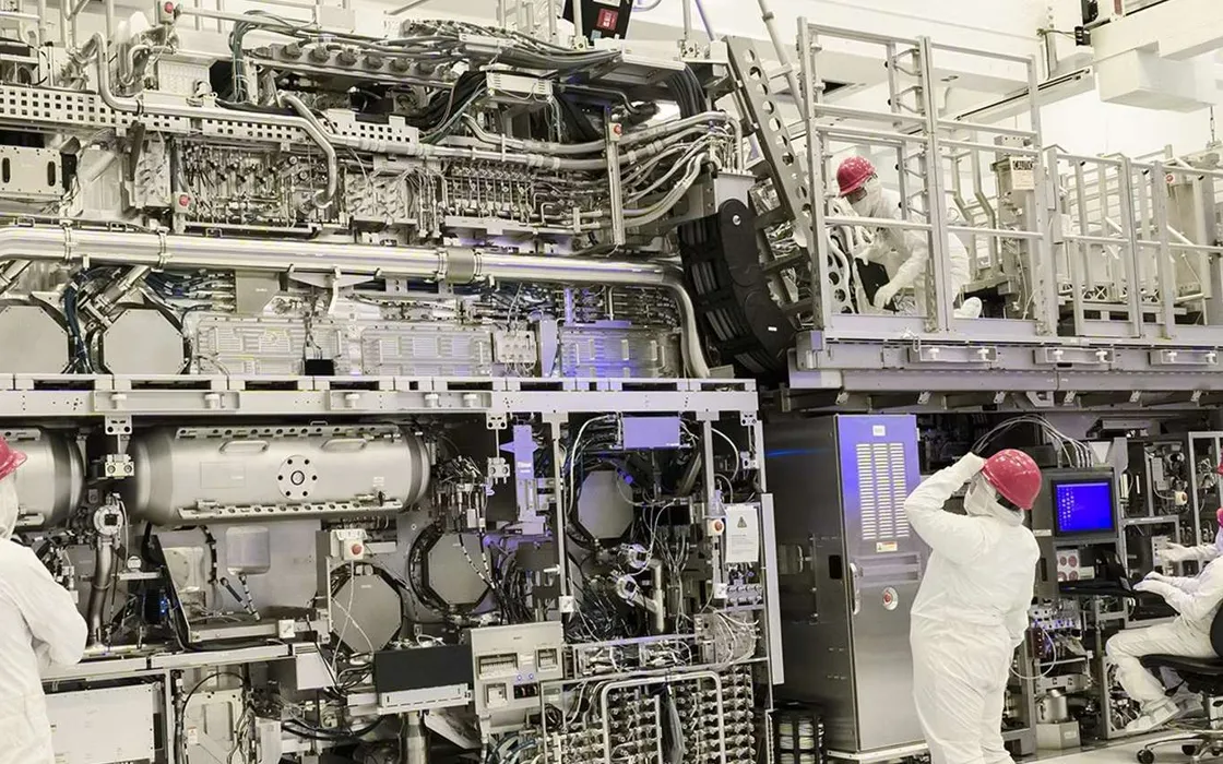 Intel è avanti nella produzione di chip evoluti, grazie alla litografia High-NA