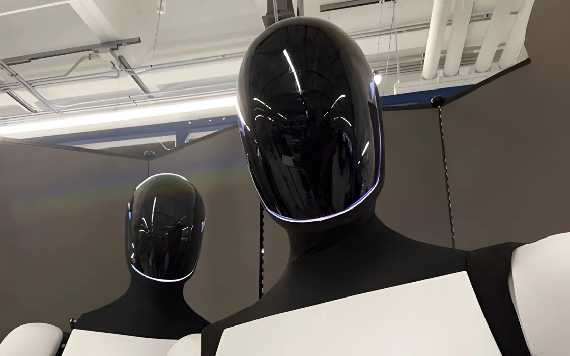 Tesla Optimus: il robot umanoide ora fa anche le faccende domestiche