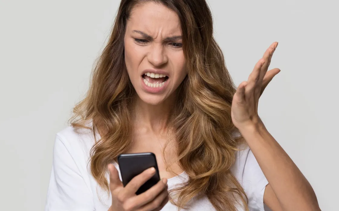 Siete obbligati a passare la linea telefonica a tecnologia digitale: la nuova truffa