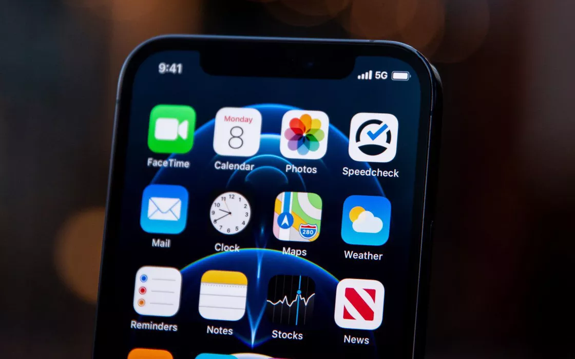 Bomba Apple: le app possono stabilire la posizione degli utenti senza informarli