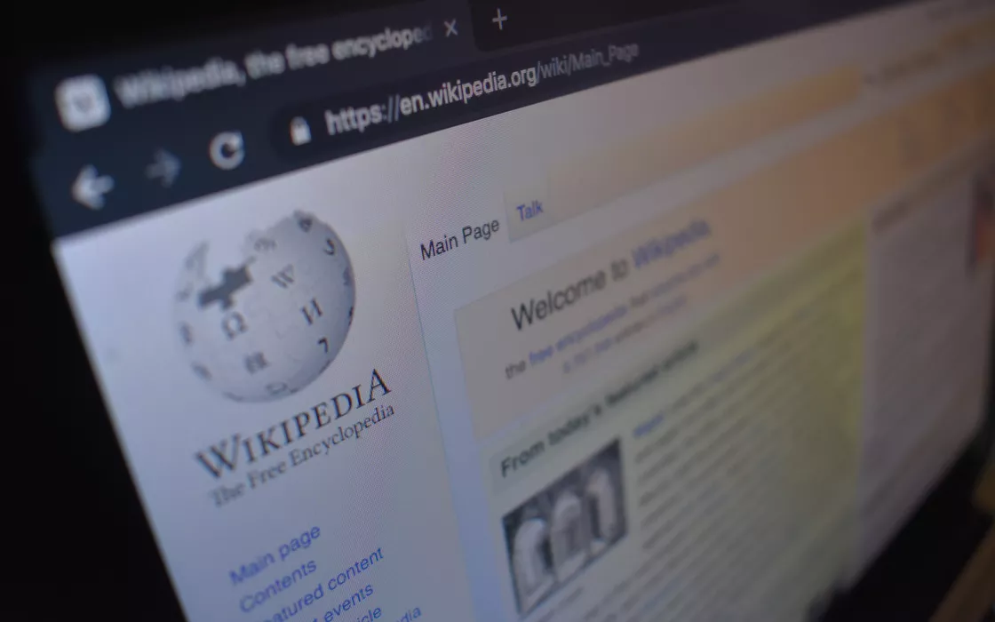 ChatGPT il termine più cercato su Wikipedia nel 2023: perché è positivo?