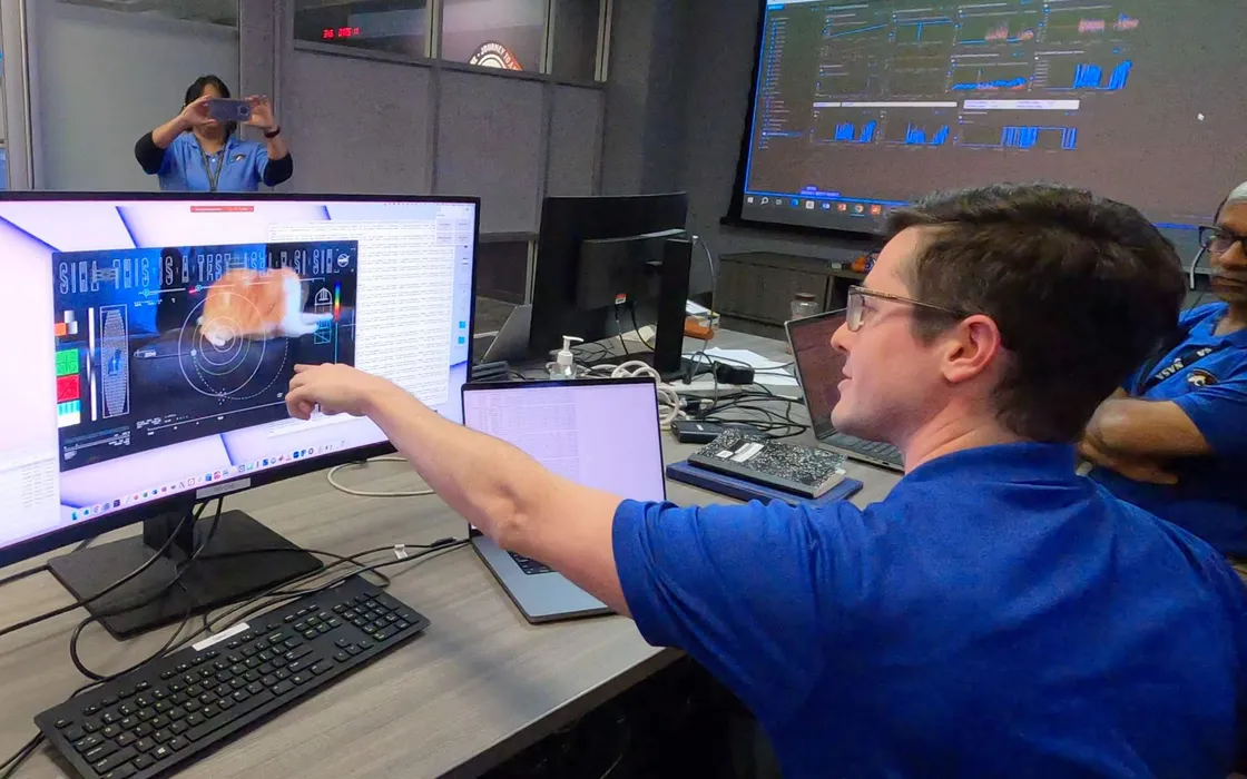Video 8K trasmesso sulla Terra da 30 milioni di chilometri: perché il gatto della NASA fa notizia