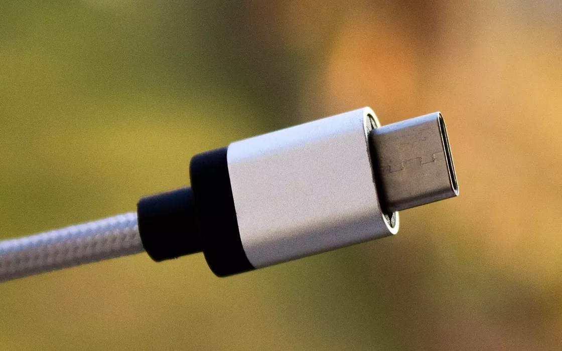 Cavi e caricabatterie USB-C mostreranno potenza e velocità supportate