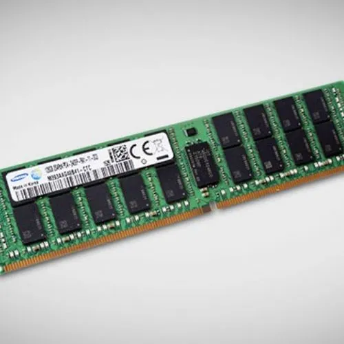 Samsung presenta memorie RDIMM DDR4 TSV da 128 GB