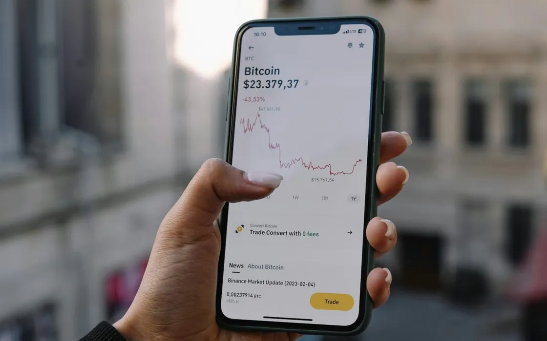 Investire spendendo: come funziona la carta di Trade Republic
