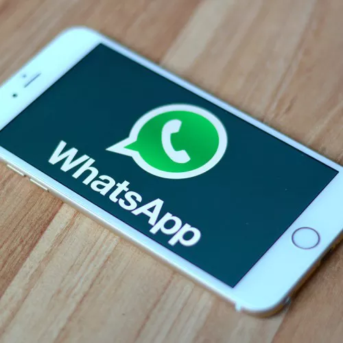 WhatsApp, condividere la posizione in tempo reale