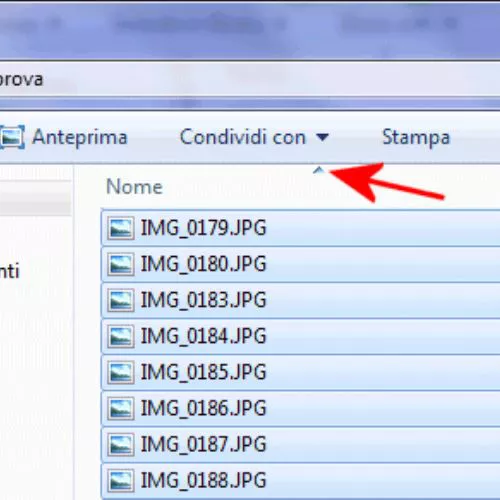 Rinominare file e cartelle in Windows senza usare altri software