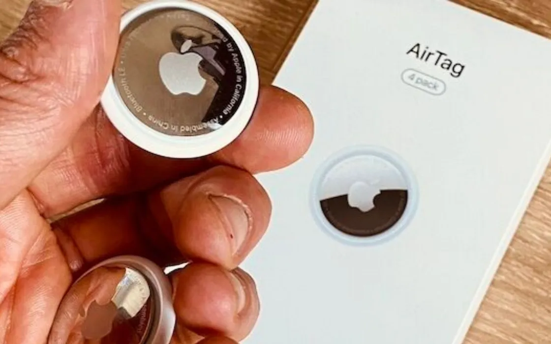 Apple aggiunge nuove etichette di sicurezza agli AirTag, ecco perché