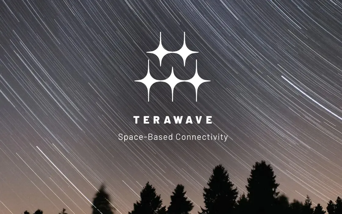 TeraWave: come funziona la dorsale spaziale multi-orbita da 6 Tbps che sfida la fibra ottica globale