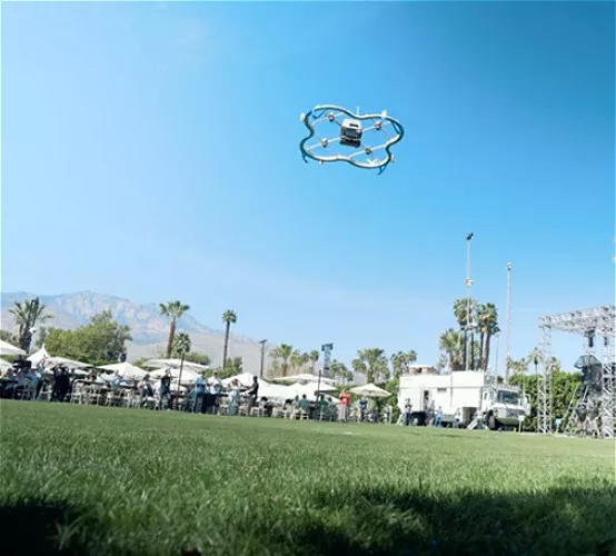 Amazon consegnerà in 30 minuti con i suoi droni