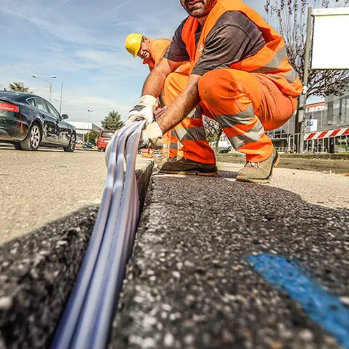 Vodafone venderà la connettività Open Fiber in fibra ottica FTTH a 1 Gbps in 271 città