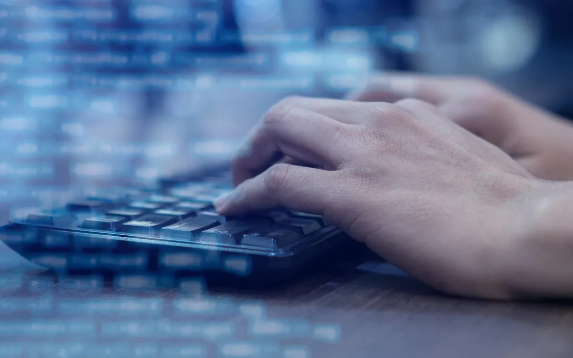 Mercury Coder, modello AI a diffusione che ridefinisce la generazione di codice