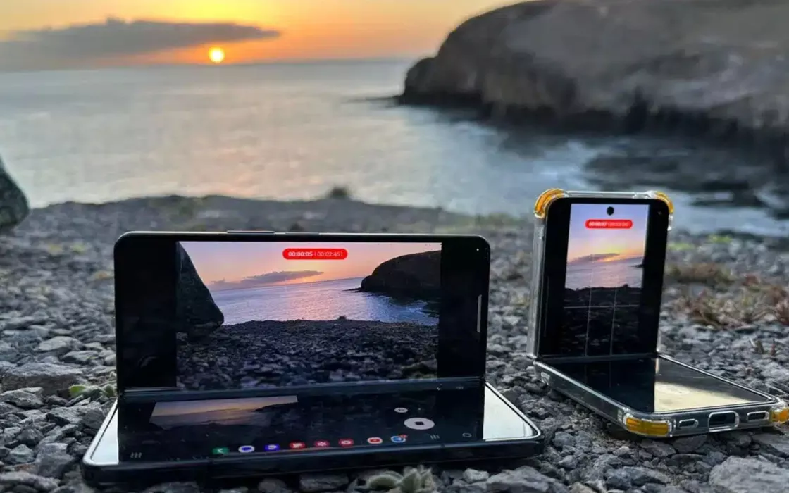 Samsung potrebbe anticipare anche l'arrivo de i Galaxy Z Flip6 e Fold6