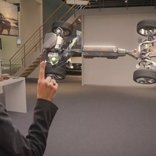 Microsoft e Volvo: come si sceglie un'auto con HoloLens