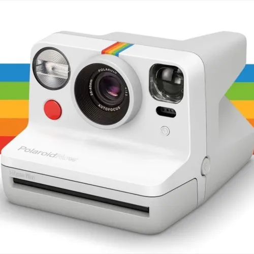 Polaroid Now, il ritorno della macchina fotografica istantanea