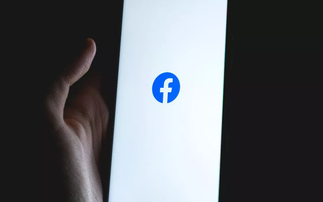 Facebook, multa record da 1,2 miliardi di euro per il trasferimento dei dati degli utenti negli USA