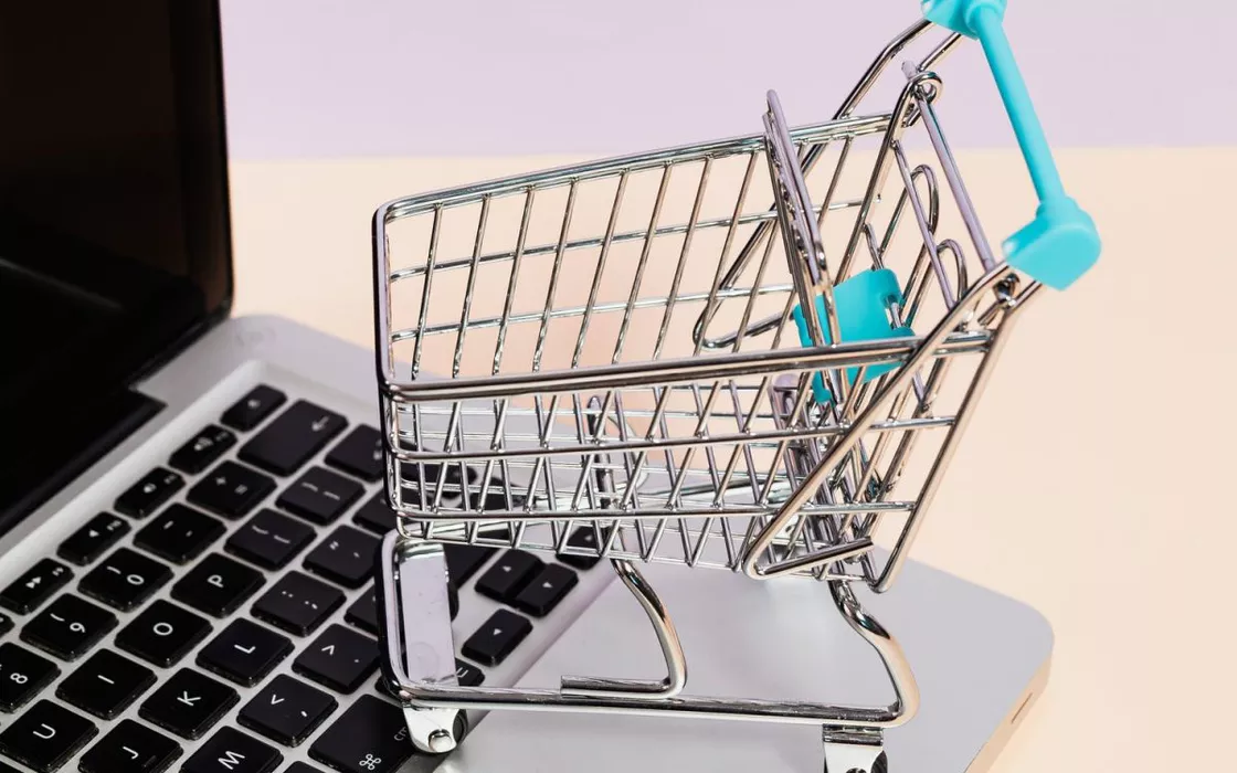 Tutti i vantaggi della vendita online: creare un e-commerce personalizzato e sicuro