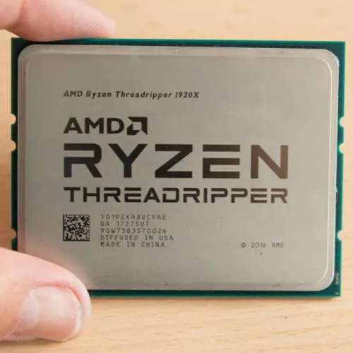 AMD sta preparando il suo Ryzen Threadripper 3990X a 64 core fisici per l'inizio del 2020