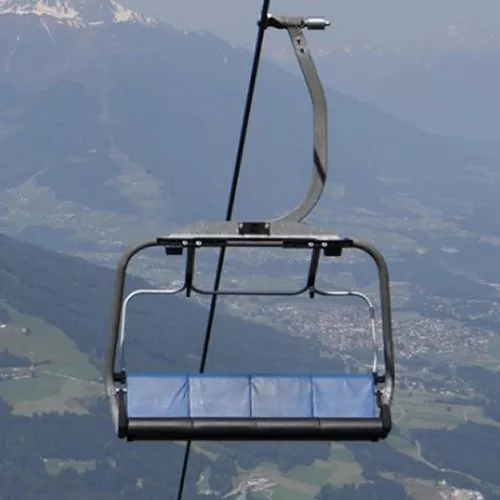 Il pannello di controllo di un impianto sciistico in Austria gestibile da chiunque via Internet