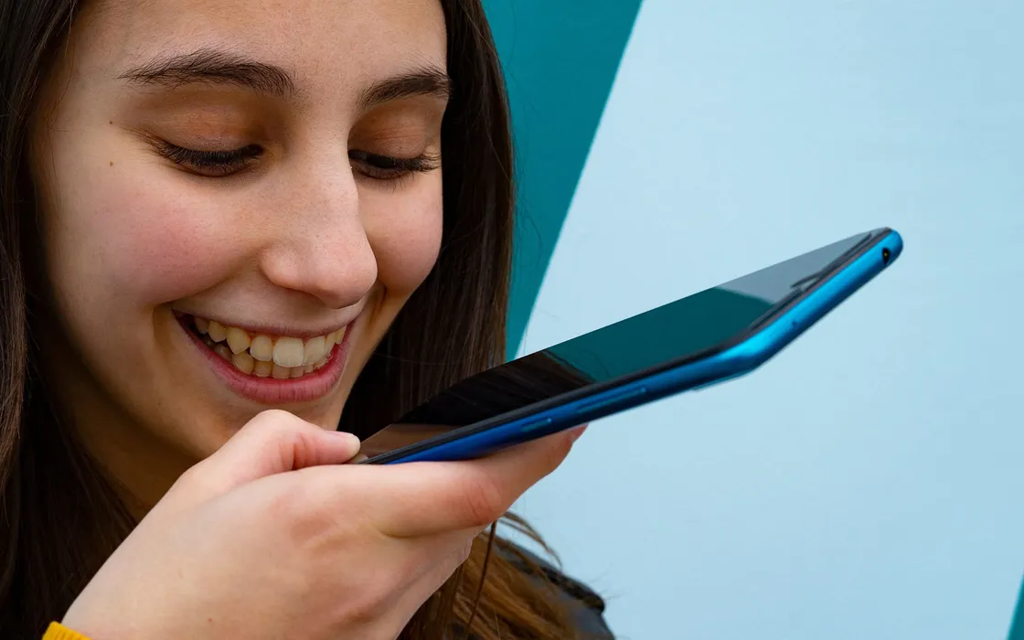 WhatsApp: arriva un nuovo tasto per le chat vocali di gruppo