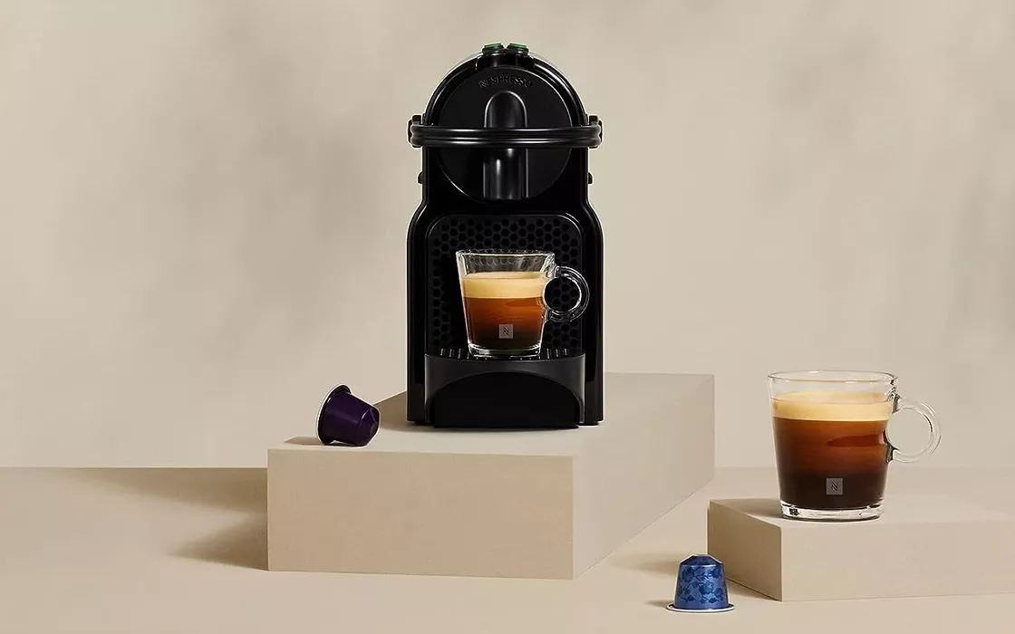 Macchina da caffè Nespresso Inissia a PREZZO SCONTATO su Amazon!