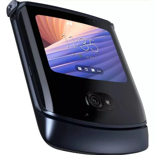 Motorola Razr 5G, smartphone pieghevole innovativo per davvero