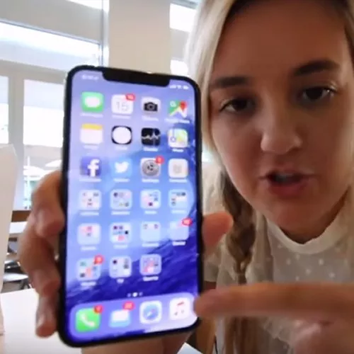 Apple licenzia un suo ingegnere perché la figlia ha mostrato iPhone X in anteprima in un video